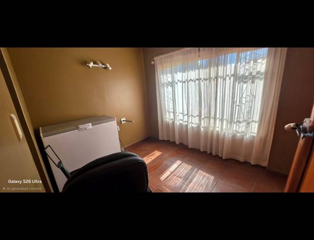 3 BEDROOM HOUSE FOR SALE IN SINOVILLE